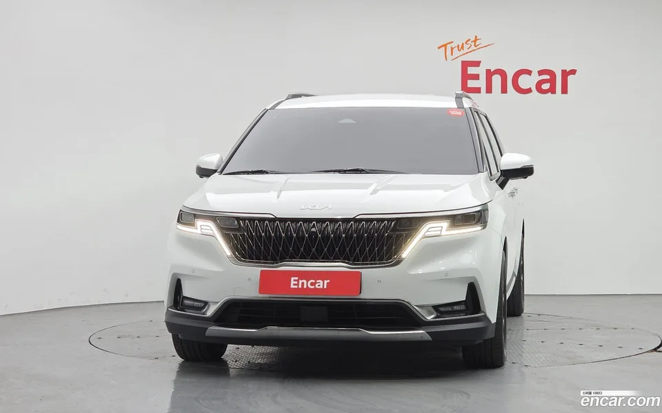Kia Carnival 9 2022 — thumbnail 3