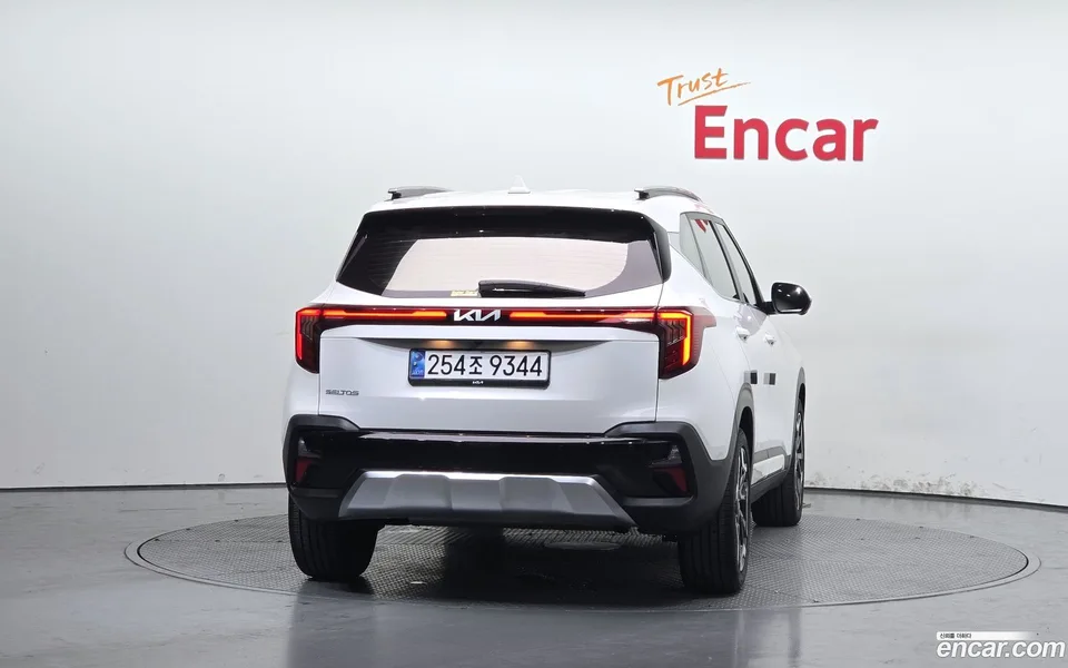 Kia Seltos 1.6 2WD 2024 — thumbnail 4