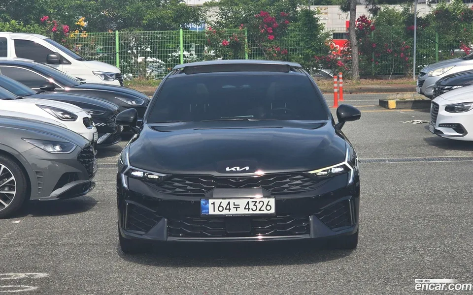 Kia K5 Hybrid 2024 — thumbnail 3