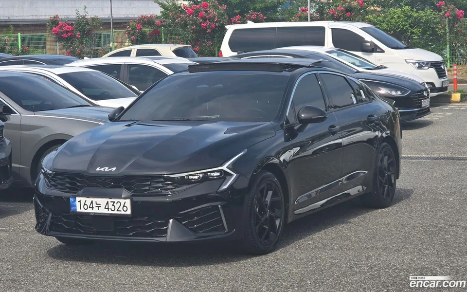 Kia K5 Hybrid 2024 — photo 1, buy with delivery to Moscow