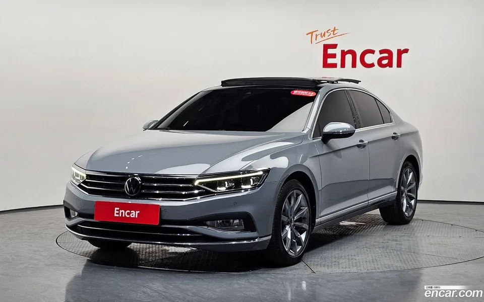 Volkswagen Passat GT 2.0 TDI 2022 — photo 1, buy with delivery to Moscow