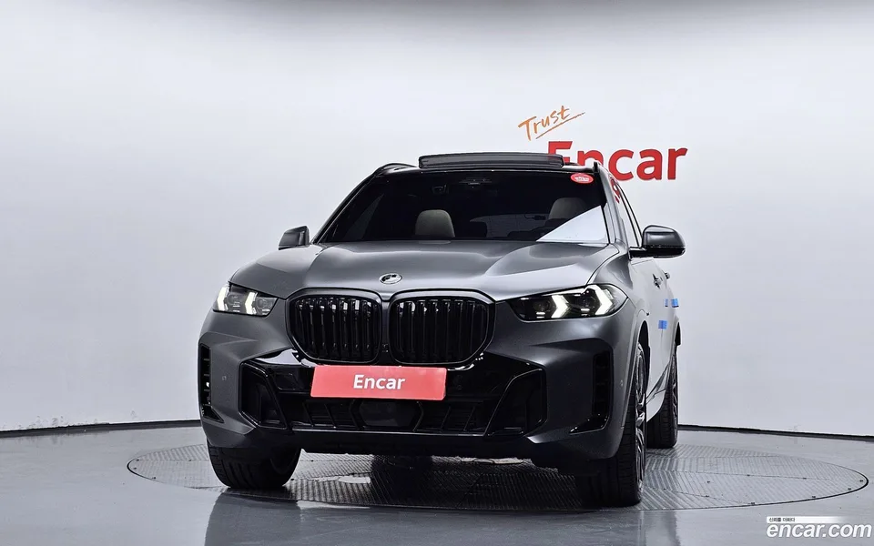 BMW X5 xDrive 40i M 2025 — миниатюра 3