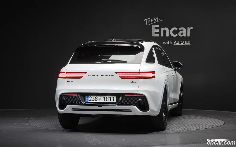 Genesis GV70 2.5T AWD 2024 — thumbnail 4