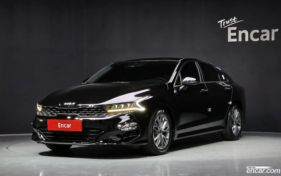 Kia K5 2.0 2022 — photo 1, buy with delivery to Moscow