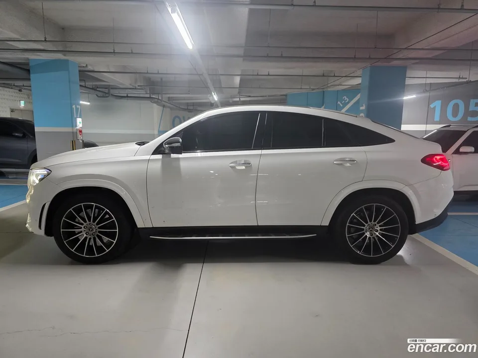 Mercedes-Benz GLE-Class GLE400d 4MATIC 2022 — thumbnail 4
