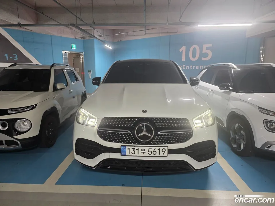 Mercedes-Benz GLE-Class GLE400d 4MATIC 2022 — photo 1, buy with delivery to Moscow
