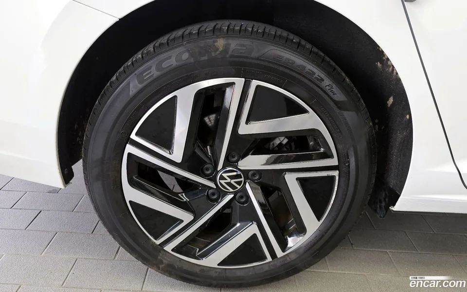 Volkswagen Jetta 1.5 TSI 2022 — thumbnail 2