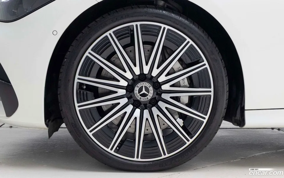 Mercedes-Benz CLE-Class CLE450 4MATIC 2024 — thumbnail 2