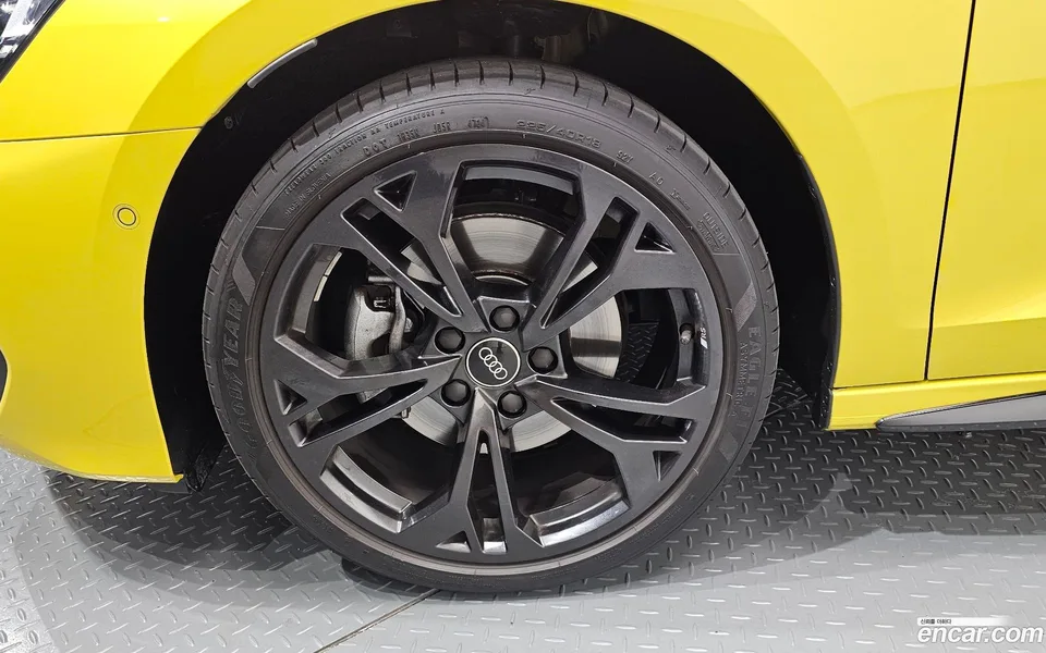 Audi A3 (8Y) 40 TFSI 2025 — миниатюра 2