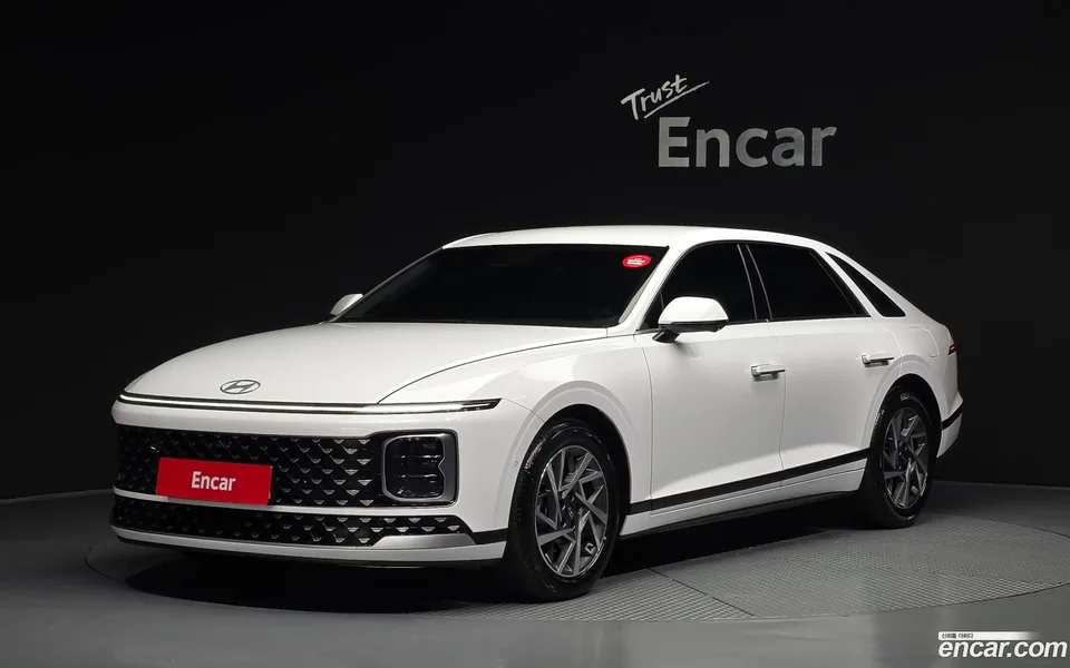Hyundai Grandeur 2.5 2WD 2024 — photo 1, buy with delivery to Moscow