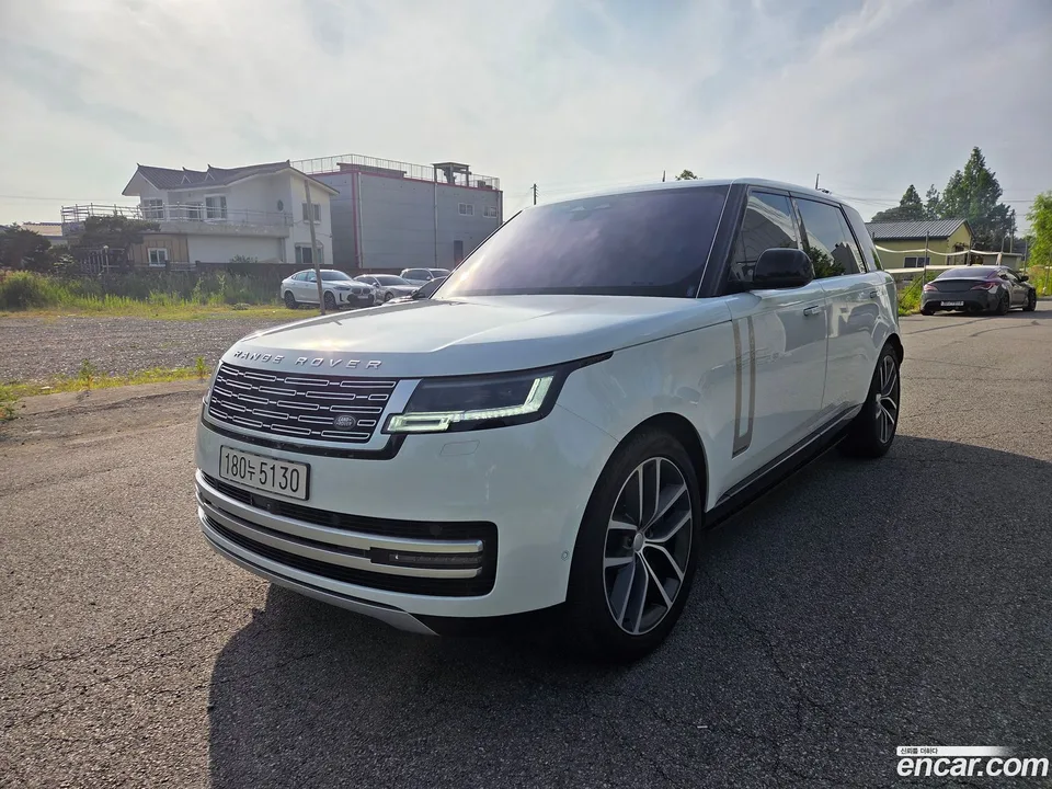 Land Rover Range Rover P530 AB LWB 2023 — photo 1, buy with delivery to Moscow