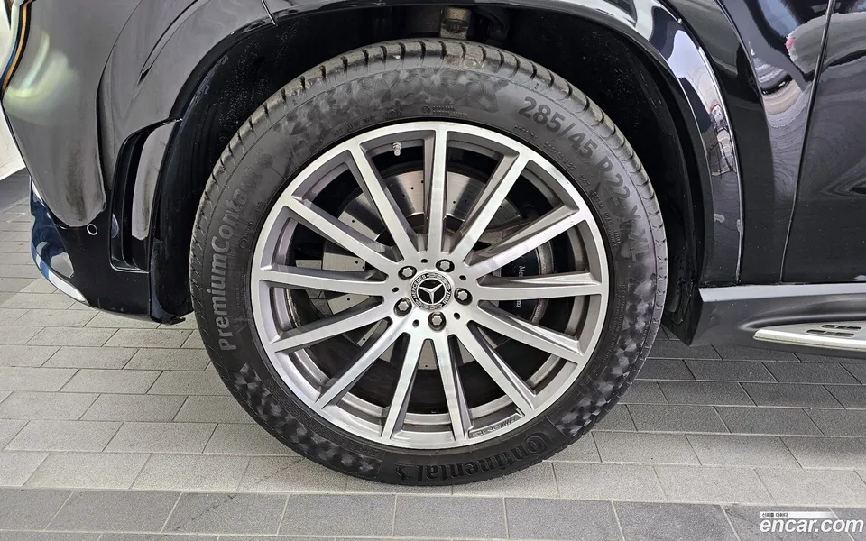 Mercedes-Benz GLS-Class GLS580 4MATIC 2022 — миниатюра 2