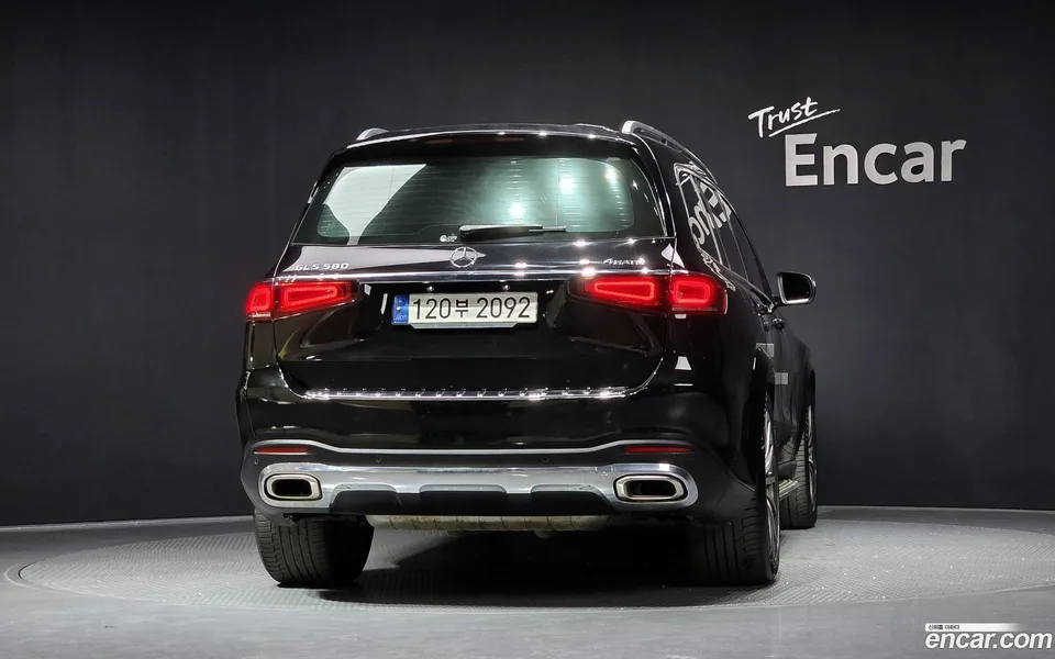 Mercedes-Benz GLS-Class GLS580 4MATIC 2022 — миниатюра 4