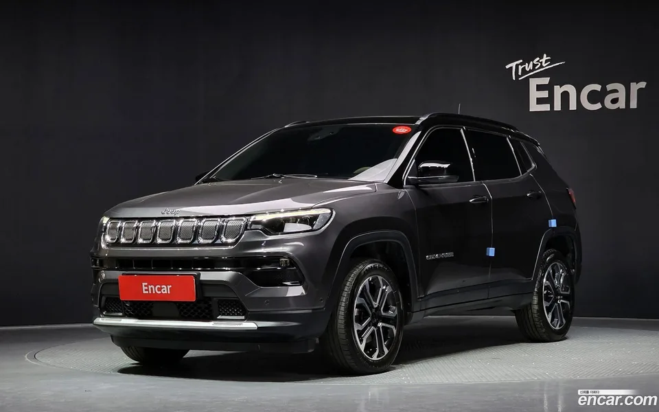 Jeep Compass 2.4 AWD 2022 — photo 1, buy with delivery to Moscow