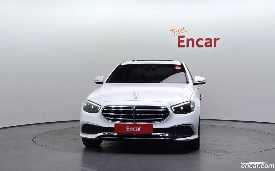 Mercedes-Benz E-Class E250 2022 — thumbnail 3