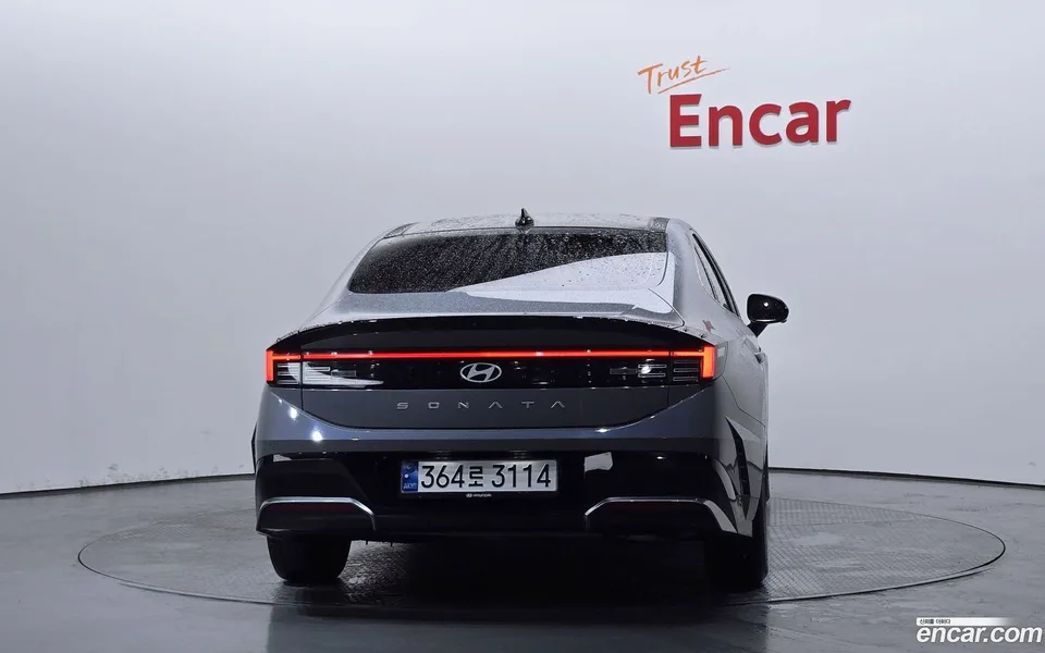 Hyundai Sonata The Edge Hybrid 2024 — миниатюра 4
