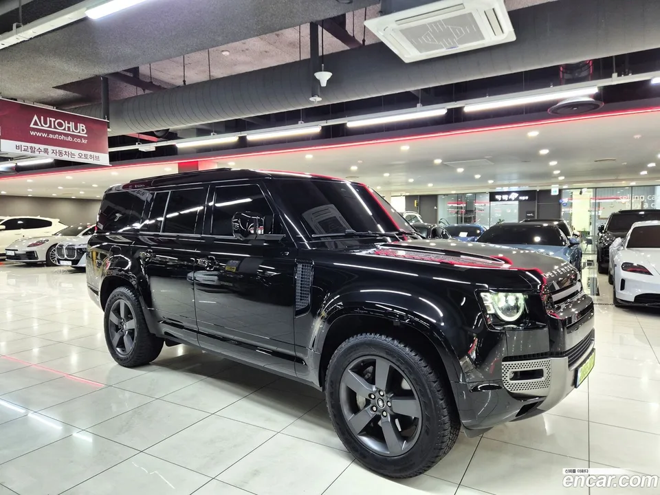 Land Rover Defender 130 P400 X- HSE 2025 — thumbnail 3