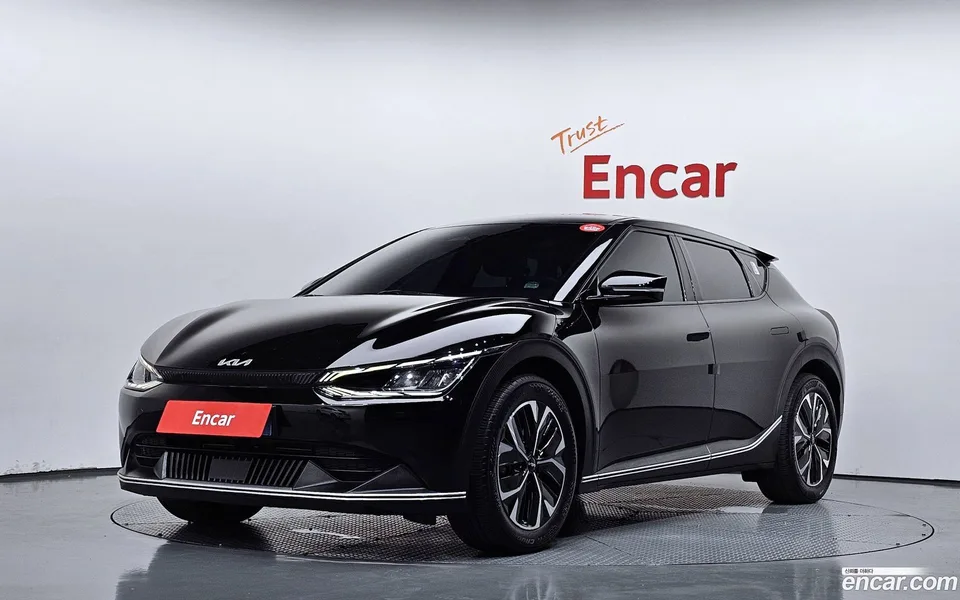 Kia EV6 2022 — photo 1, buy with delivery to Moscow