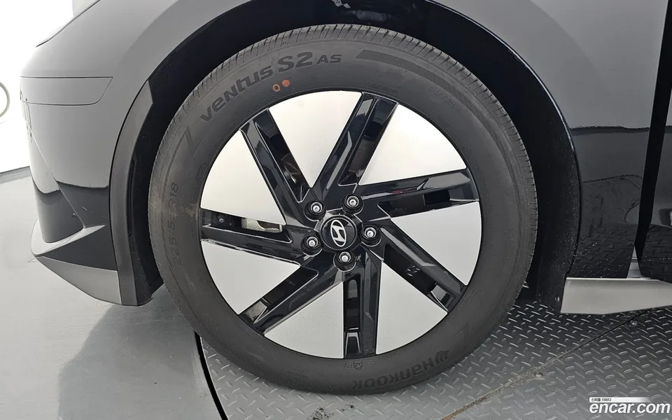 Hyundai Ioniq 6 2023 — миниатюра 5