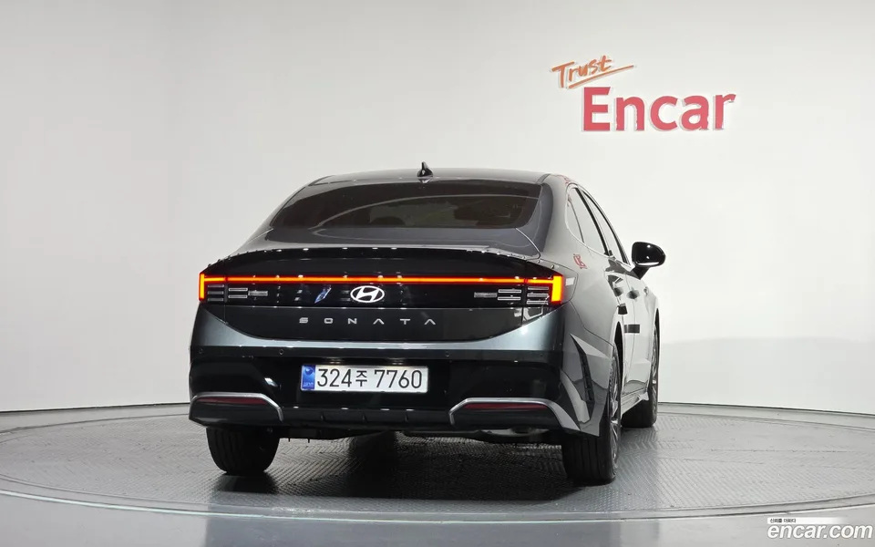 Hyundai Sonata The Edge Hybrid 2025 — миниатюра 4