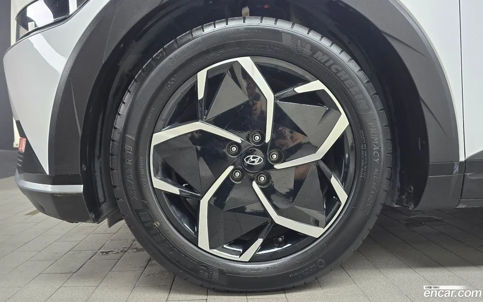 Hyundai Ioniq 5 AWD 2023 — thumbnail 2