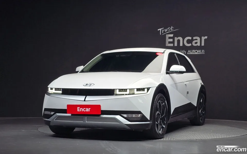 Hyundai Ioniq 5 AWD 2023 — thumbnail 3