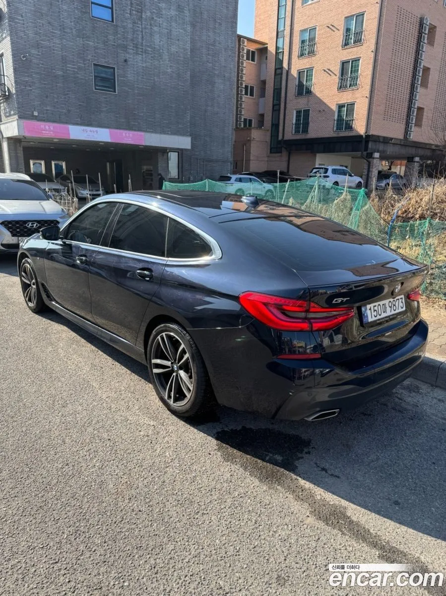 BMW 6 Series GT 620d M 2023 — thumbnail 3