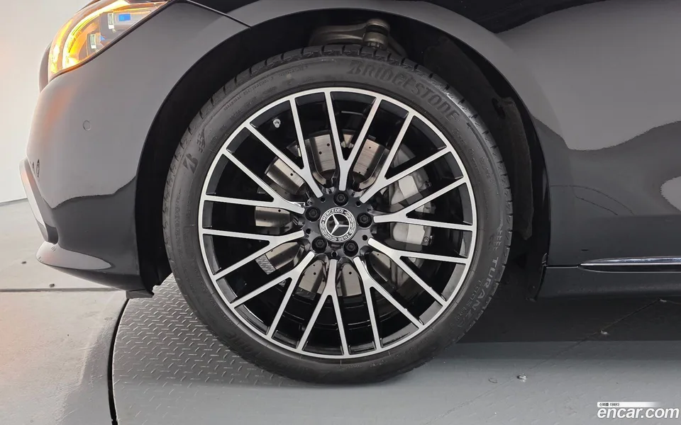 Mercedes-Benz S-Class S450L 4MATIC 2025 — thumbnail 2