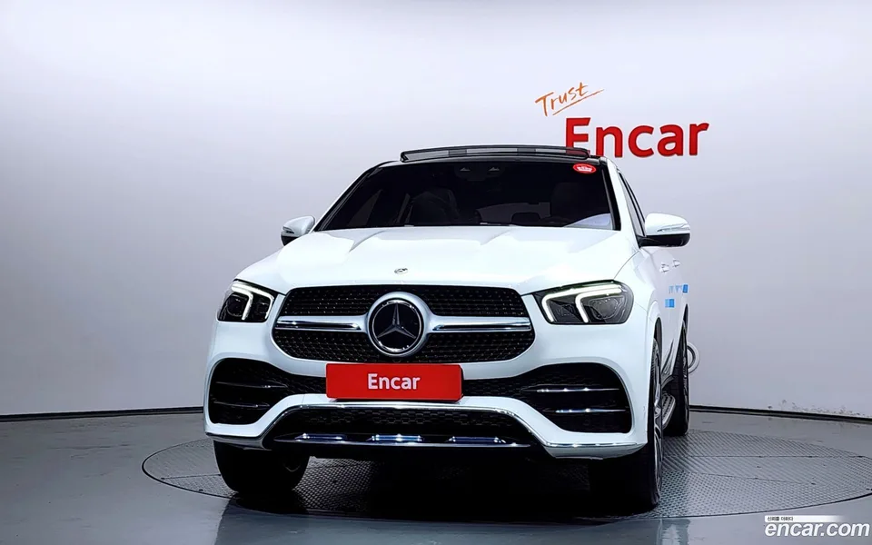 Mercedes-Benz GLE-Class GLE400d 4MATIC 2023 — thumbnail 3