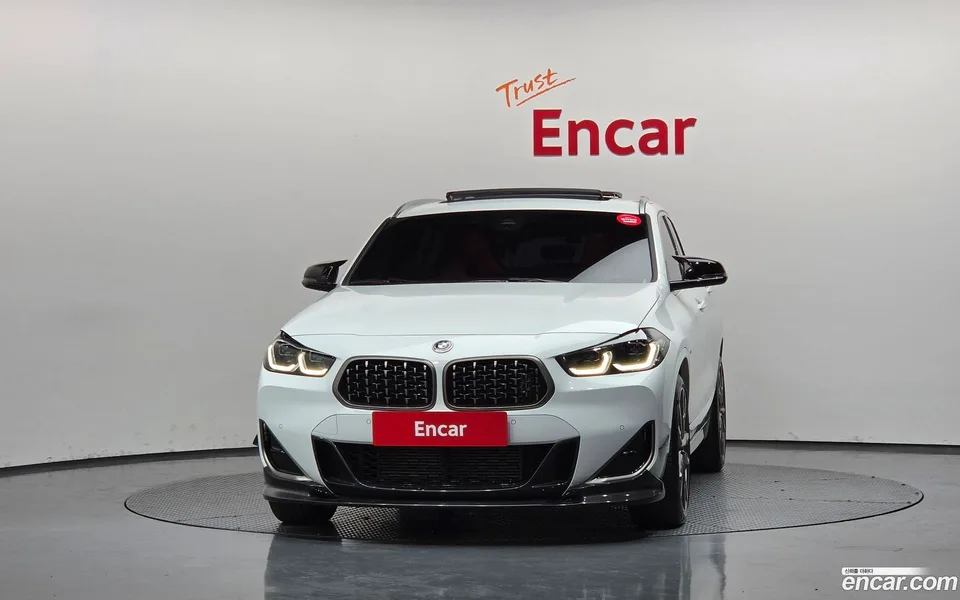 BMW X2 xDrive M35i 2022 — thumbnail 3