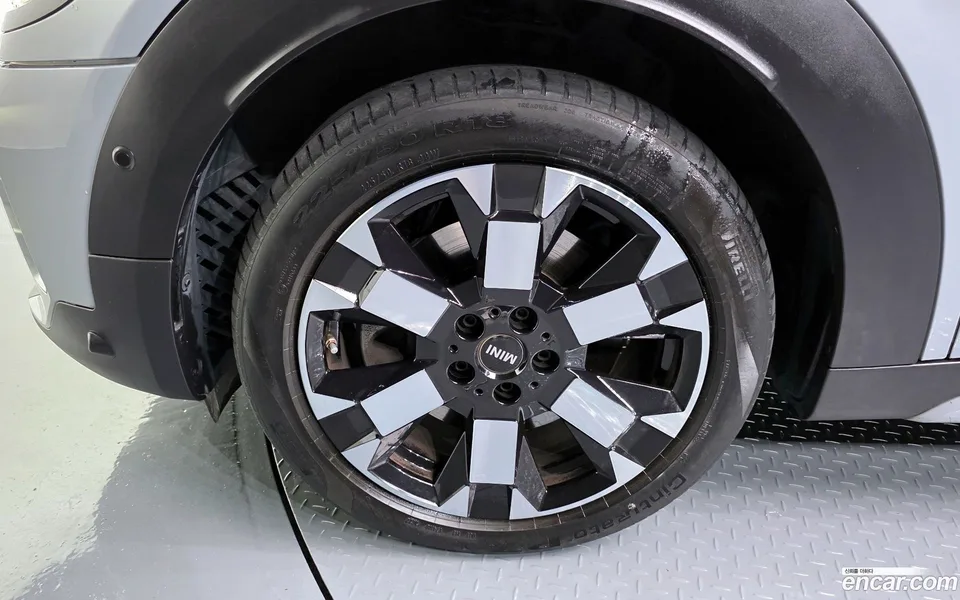 MINI Cooper S Countryman ALL4 2022 — thumbnail 2
