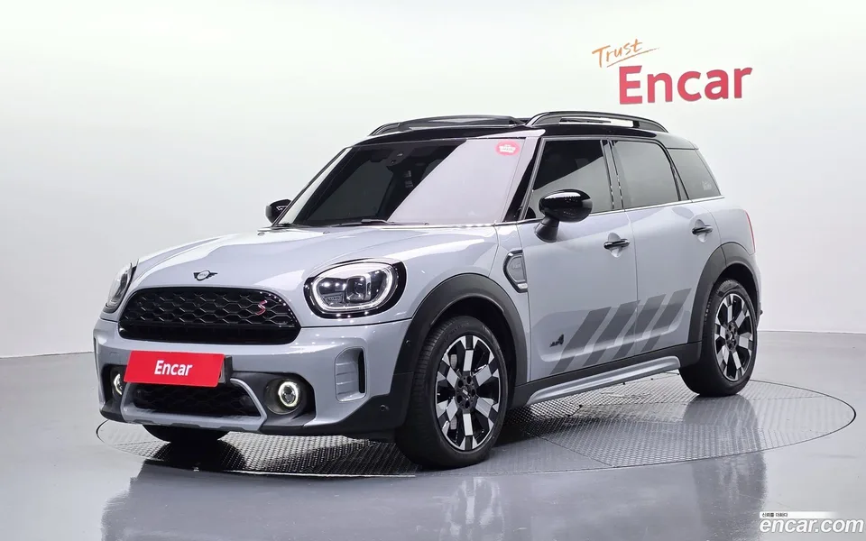 MINI Cooper S Countryman ALL4 2022 — photo 1, buy with delivery to Moscow