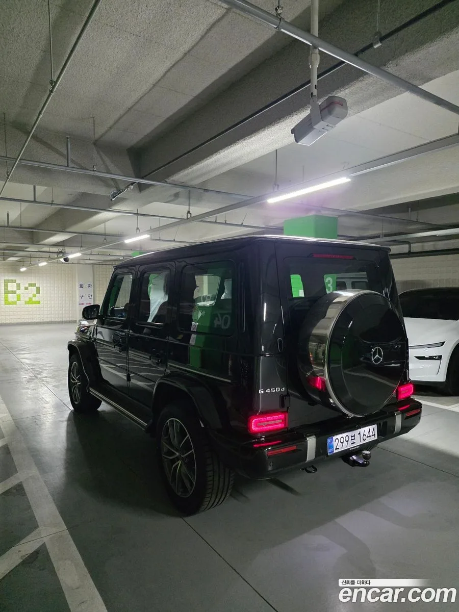 Mercedes-Benz G-Class G450d 2026 — thumbnail 4