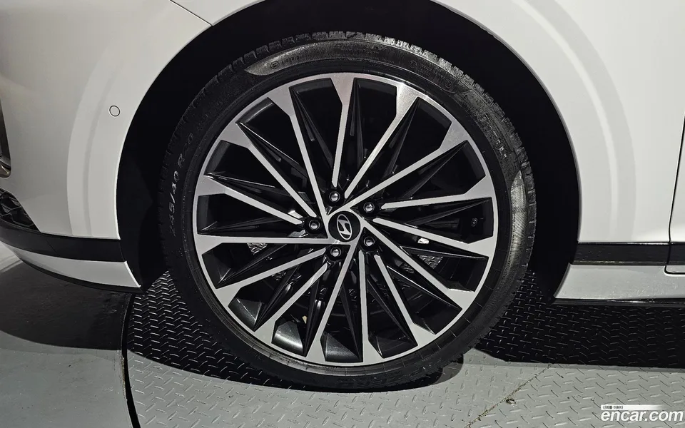 Hyundai Grandeur Hybrid 2024 — thumbnail 5