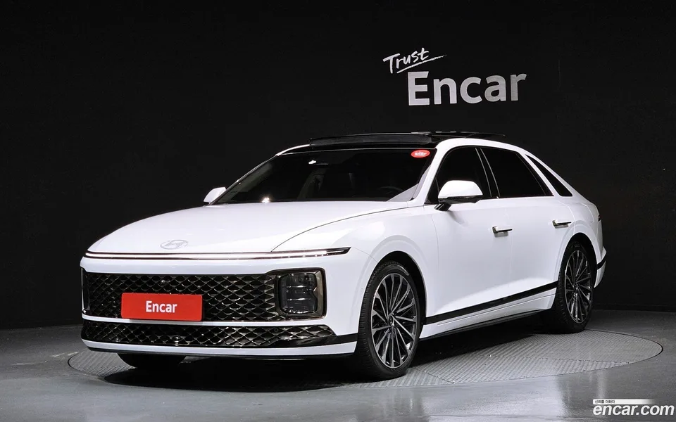Hyundai Grandeur Hybrid 2024 — photo 1, buy with delivery to Moscow
