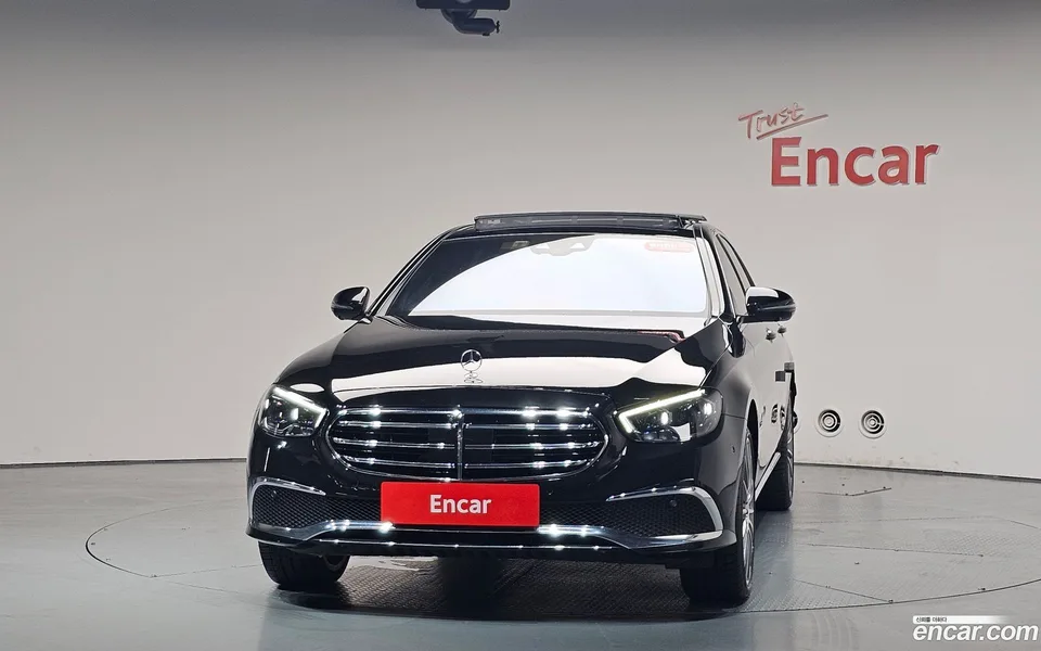Mercedes-Benz E-Class E450 4MATIC 2023 — миниатюра 3