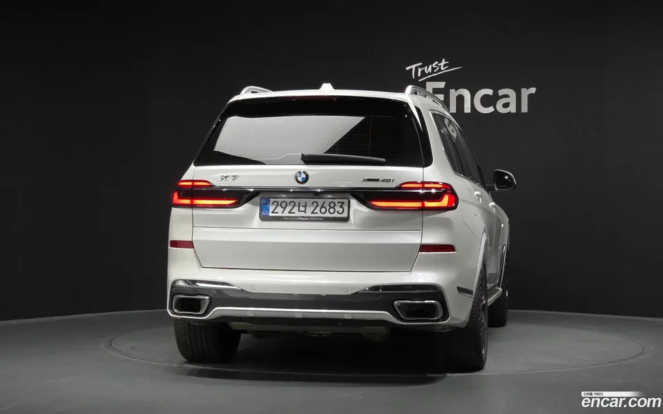 BMW X7 xDrive 40i M 6 2025 — thumbnail 4