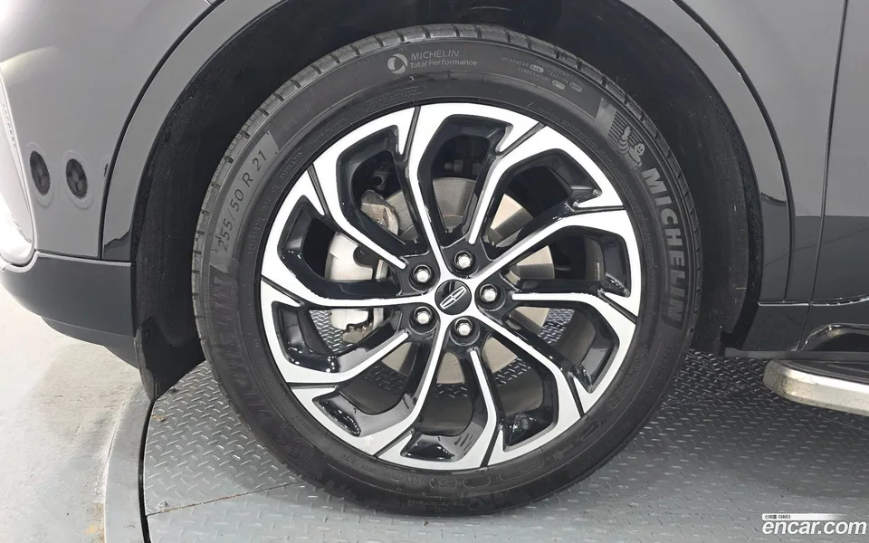 Lincoln Nautilus 2.0 AWD 2025 — thumbnail 2