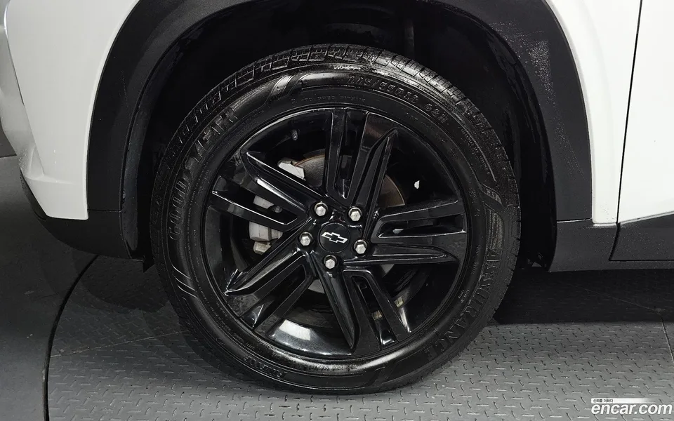 Chevrolet Trax Crossover 1.2 ACTIV 2023 — thumbnail 2