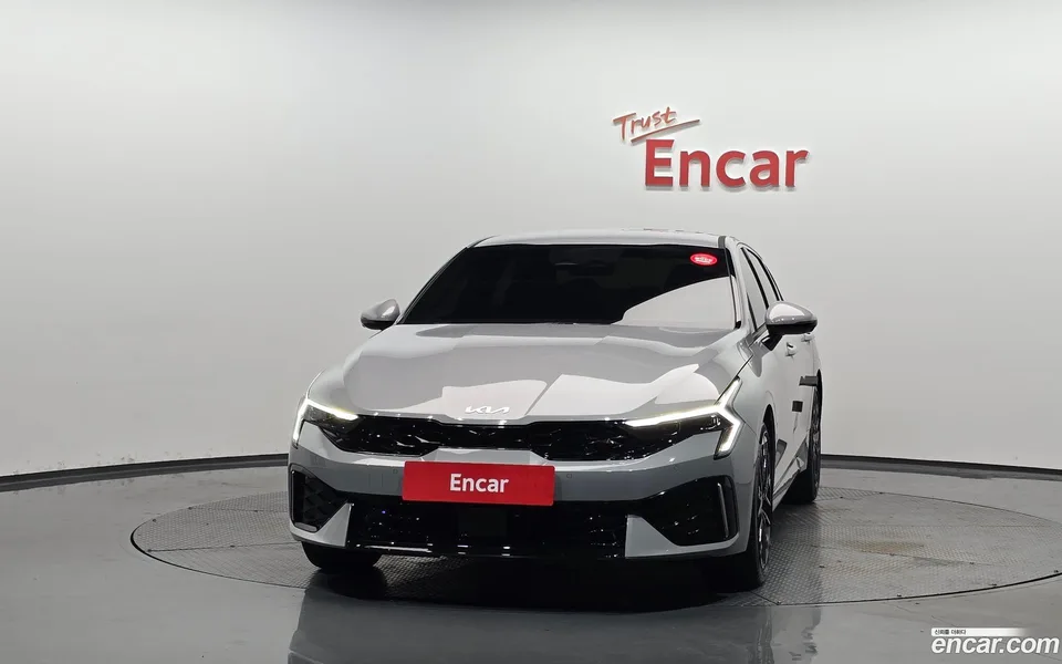 Kia K5 1.6 2025 — thumbnail 3