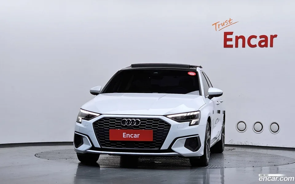 Audi A3 (8Y) 40 TFSI 2023 — thumbnail 3