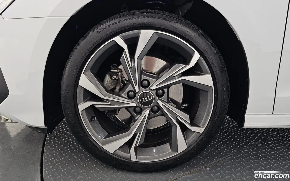 Audi A3 (8Y) 40 TFSI 2023 — thumbnail 5