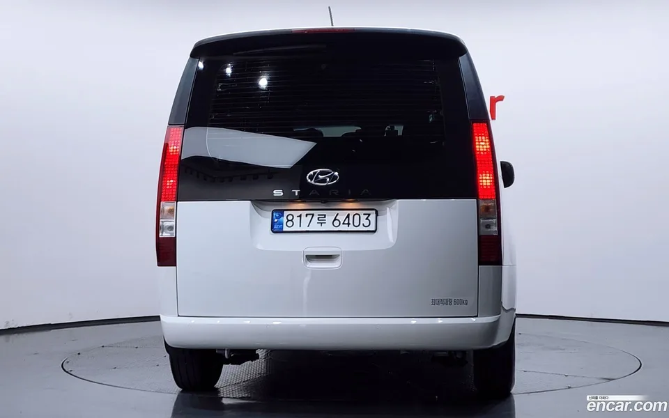 Hyundai Staria 5 2023 — миниатюра 4