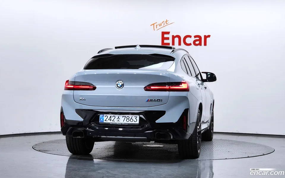 BMW X4 xDrive M40i 2025 — thumbnail 4