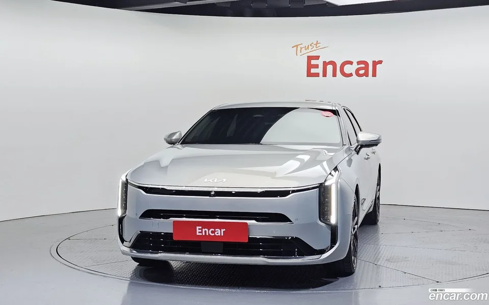 Kia K8 Hybrid 2025 — thumbnail 3