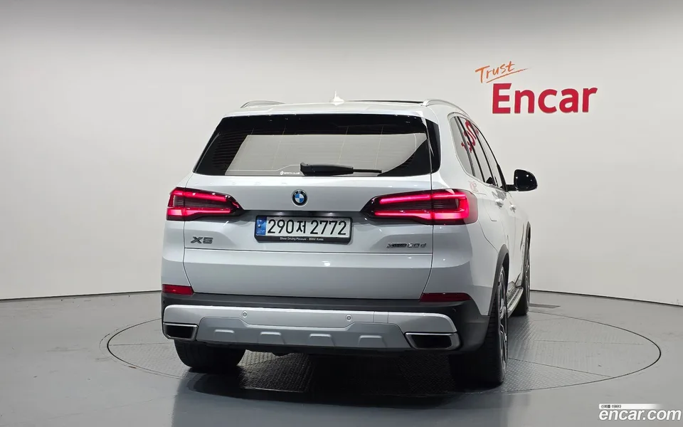 BMW X5 xDrive 30d xLine 2022 — thumbnail 4