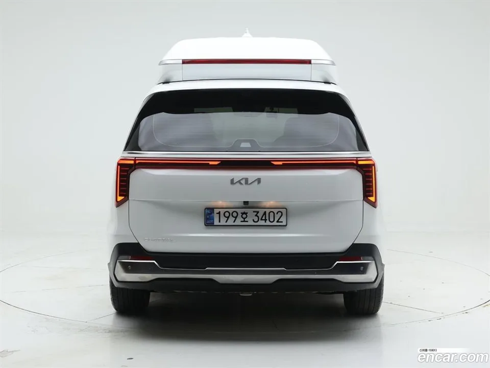 Kia Carnival 9 2024 — thumbnail 5