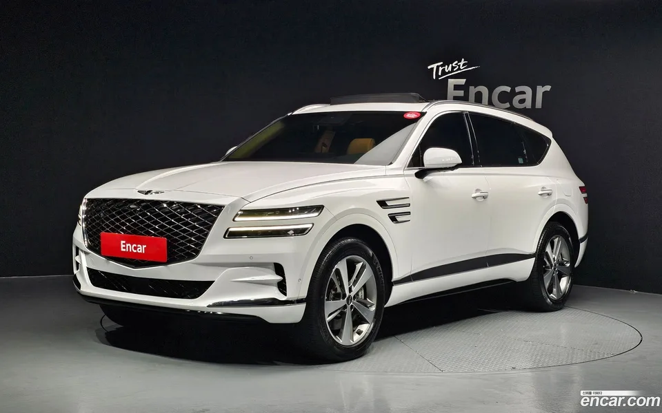 Genesis GV80 2.5T AWD 2023 — photo 1, buy with delivery to Moscow