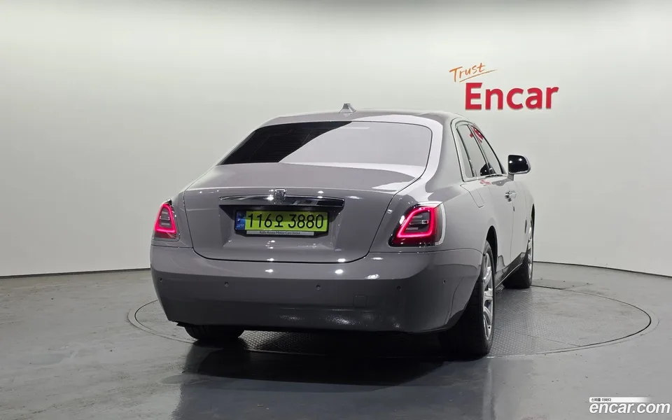 Rolls-Royce Ghost 6.7 V12 2024 — thumbnail 4