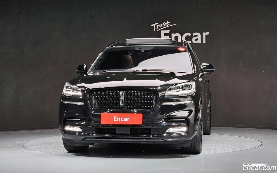 Lincoln Aviator 3.0 AWD 2023 — thumbnail 3
